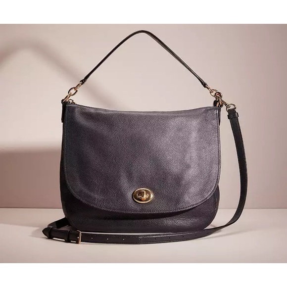 Coach Handbags - Coach Turnlock Hobo Bag